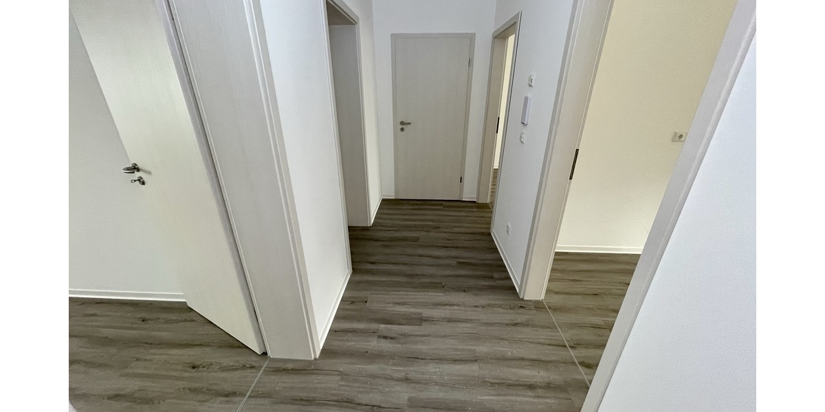 Wohnen mit ALLEN Extras am Geraer Reußpark! 4 Zimmer mit Loggia, Balkon, Aufzug und Tiefgarage! - Etagenwohnung Gera Alt-Bieblach | Angebot:26843941