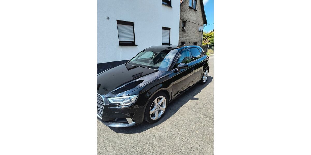 Audi A3 128.000 km 18.900 &euro; Breitungen 98597