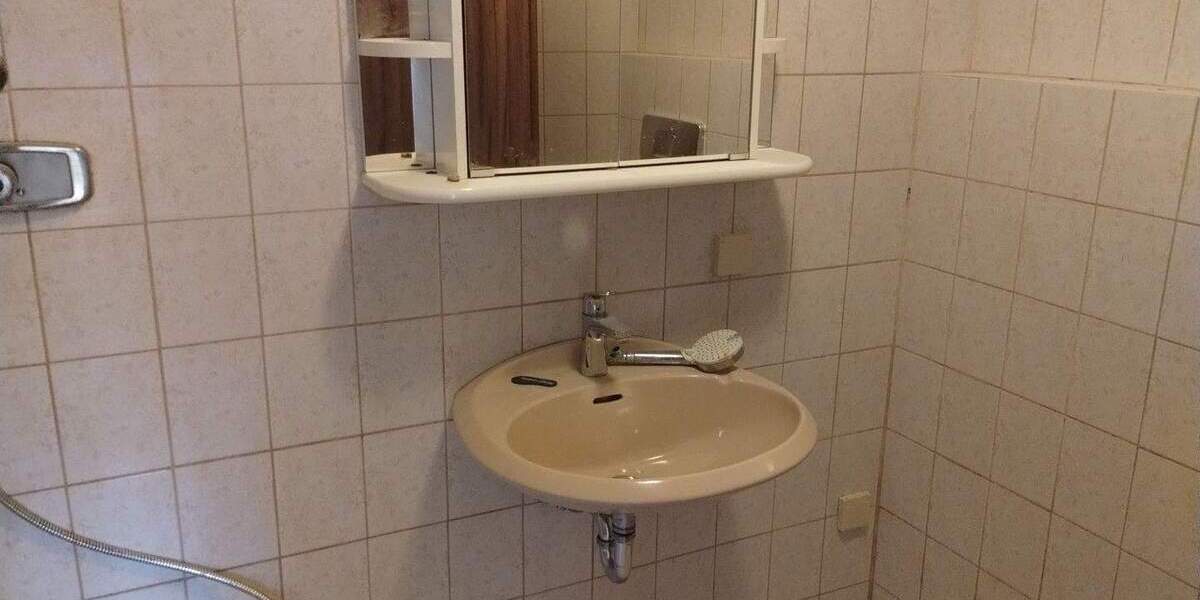 Einfamilienhaus Cadolzburg - 7 Zimmer, 163 m&sup2;, 599.000&euro; | Angebot:25316181