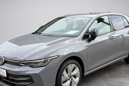 VW Golf 4.765 km 26.700 &euro; Riesa 01587