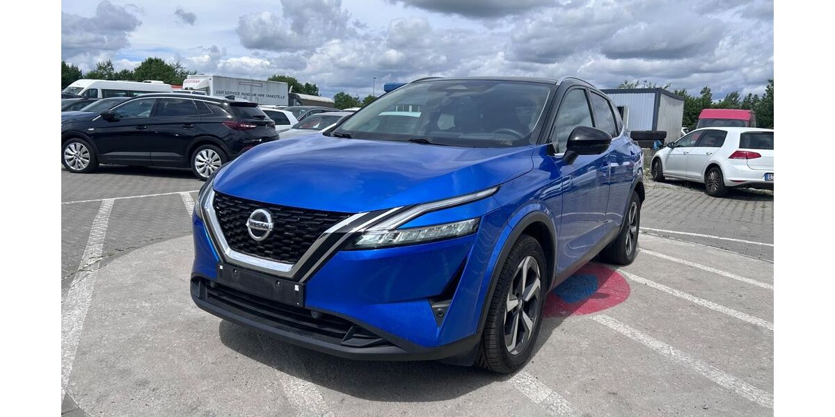 Nissan Qashqai 189.000 km 14.300 &euro; Mittenwalde 15749