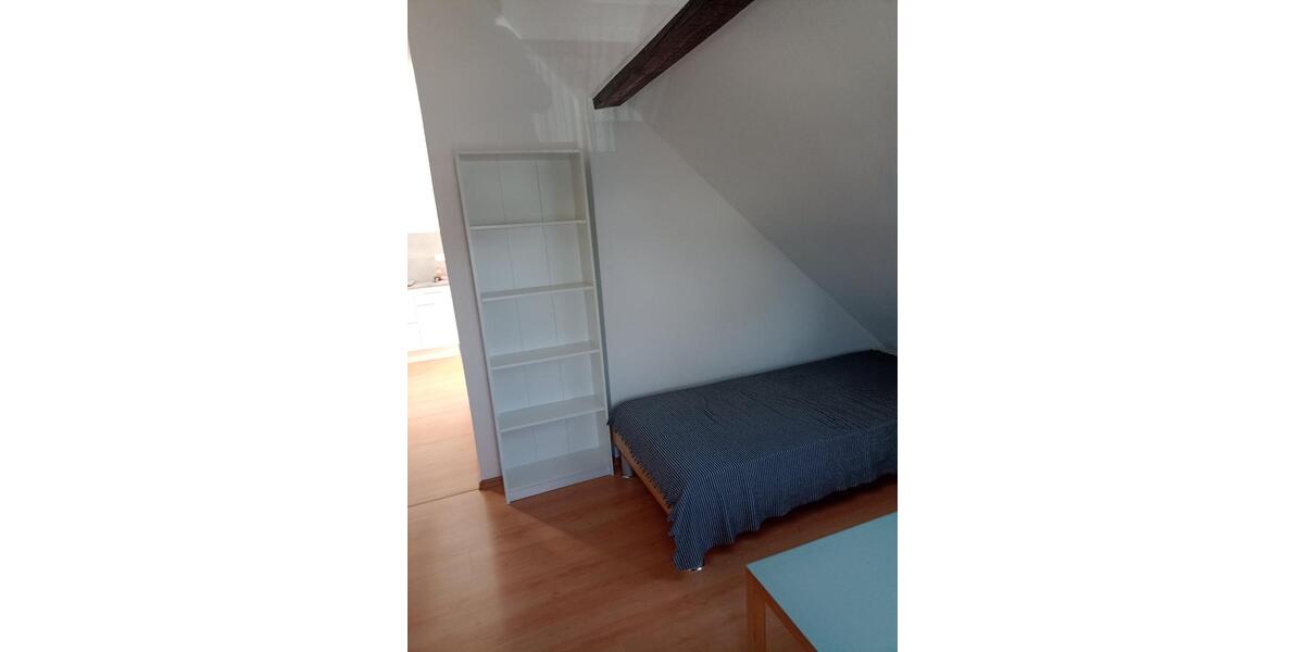 Dachgeschoßwohnung Mechernich - 2 Zimmer, 30 m&sup2;, 350&euro; | Angebot:26310397