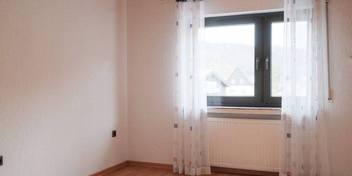 Mehrfamilienhaus, Wohnhaus Engelskirchen Wiehlmünden - 9 Zimmer, 272 m&sup2;, 630.000&euro; | Angebot:26318105