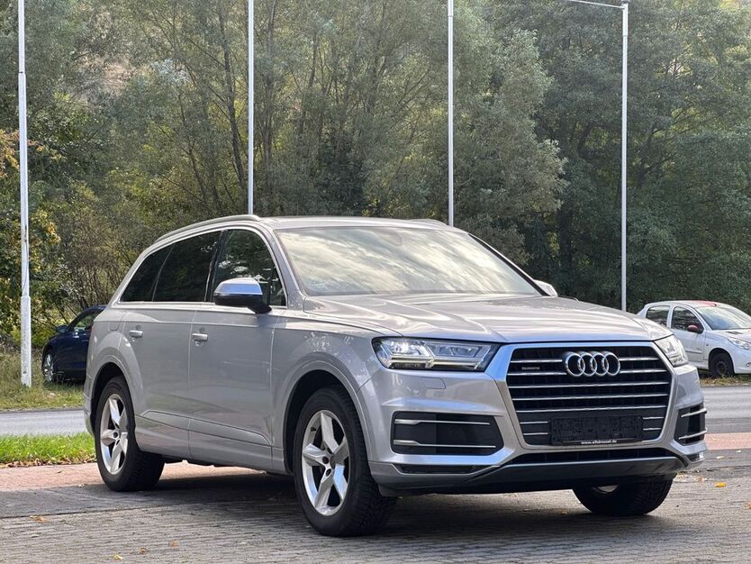 Audi Q7 196.466 km 24.899 € Lennestadt 57368