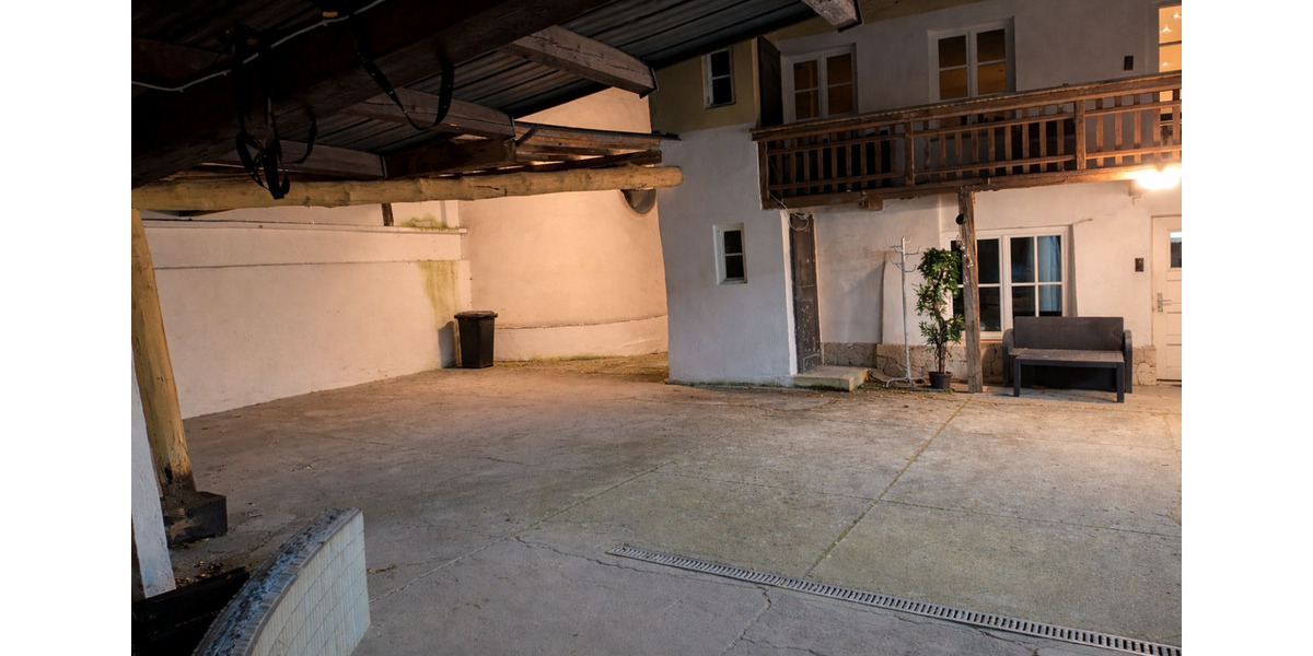 Nachmieter für Mehrgenerationenhaus Einfamilienhaus in Trostberg 9 zimmer