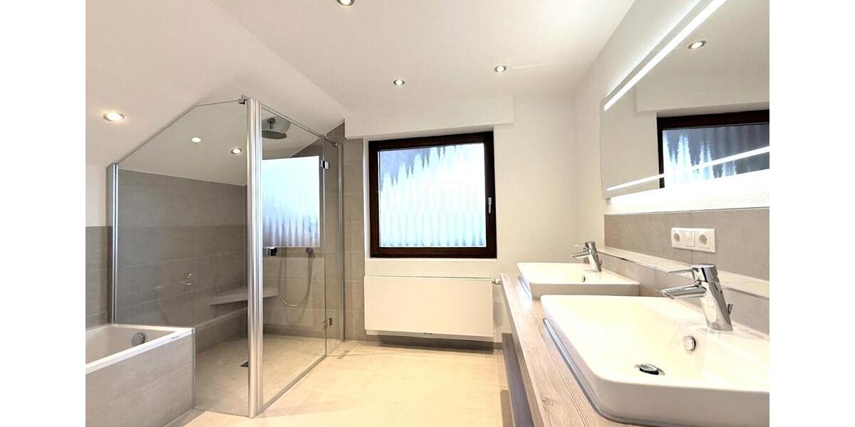 Maisonettenwohnung Ispringen - 5 Zimmer, 212 m&sup2;, 1.800&euro; | Angebot:24770668