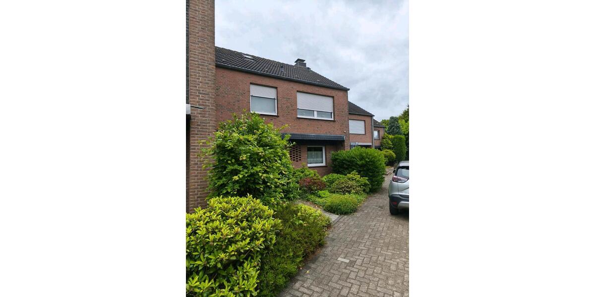 Reihenhaus Voerde (Niederrhein) - 5 Zimmer, 111 m&sup2;, 330.000&euro; | Angebot:25941957