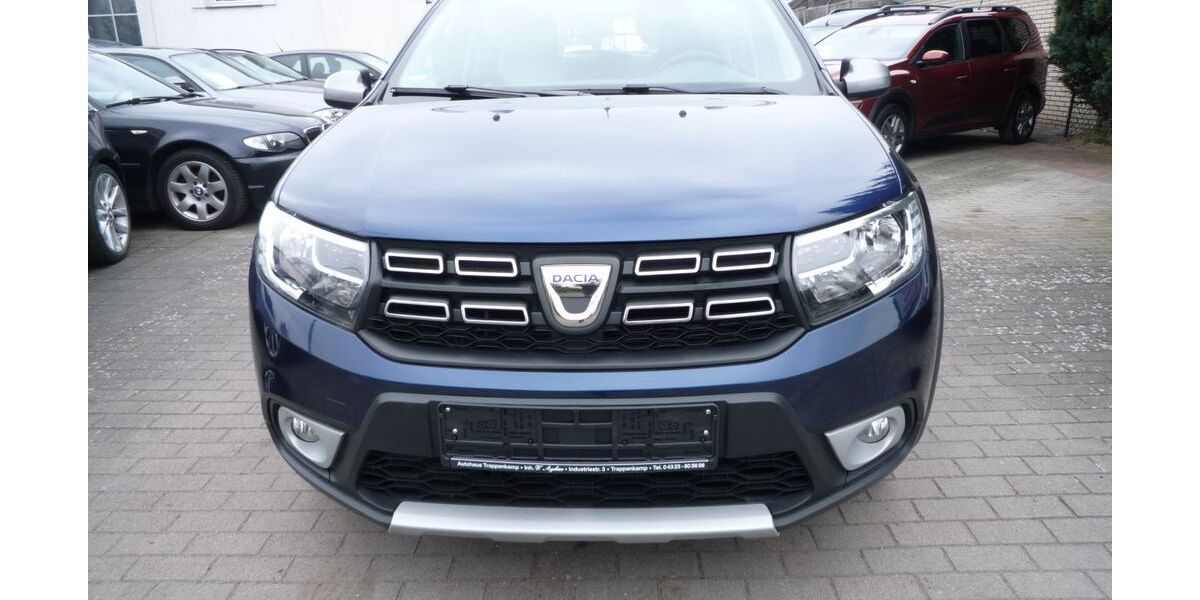 Dacia Sandero 71.000 km 8.799 &euro; Trappenkamp 24610