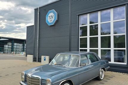 Mercedes 230
