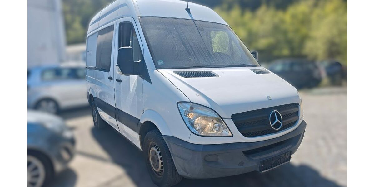 Mercedes-Benz Sprinter 199.956 km 9.689 &euro; Herborn 35745