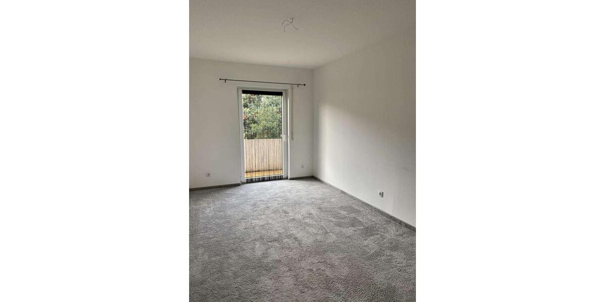 Reihenhaus Zirndorf - 5 Zimmer, 150 m&sup2;, 1.600&euro; | Angebot:25376763