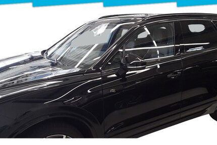 VW Touareg 7.360 km 81.440 € Berlin 12099