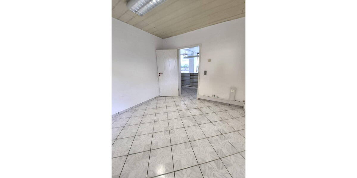 Reihenmittelhaus Östringen-Odenheim Odenheim - 1 Zimmer, 294 m&sup2;, 349.000&euro; | Angebot:26286509