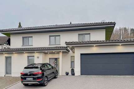 Haus Wiehl - 5 Zimmer, 175 m&sup2;, 680.000&euro; | Angebot:26013437