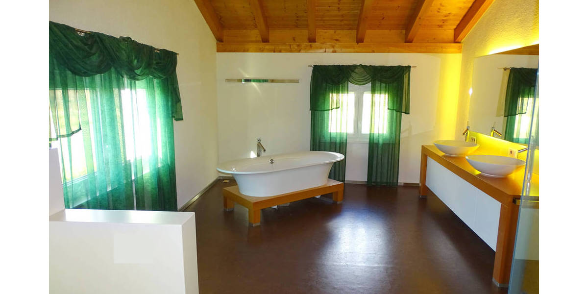 Einfamilienhaus Grenzach-Wyhlen Wyhlen - 7 Zimmer, 400 m&sup2;, 2.200.000&euro; | Angebot:25727824