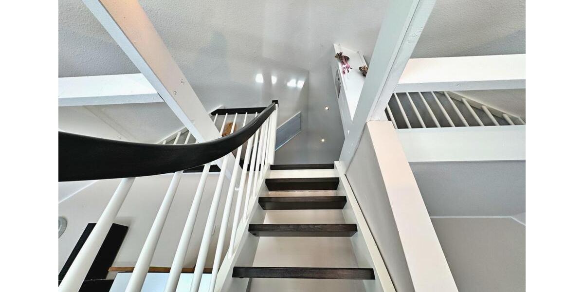 Dachgeschoßwohnung Apen - 4 Zimmer, 78 m&sup2;, 1.200&euro; | Angebot:26392493