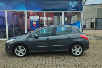 Peugeot 308 150.000 km 6.199 &euro; Baden-Baden 76532