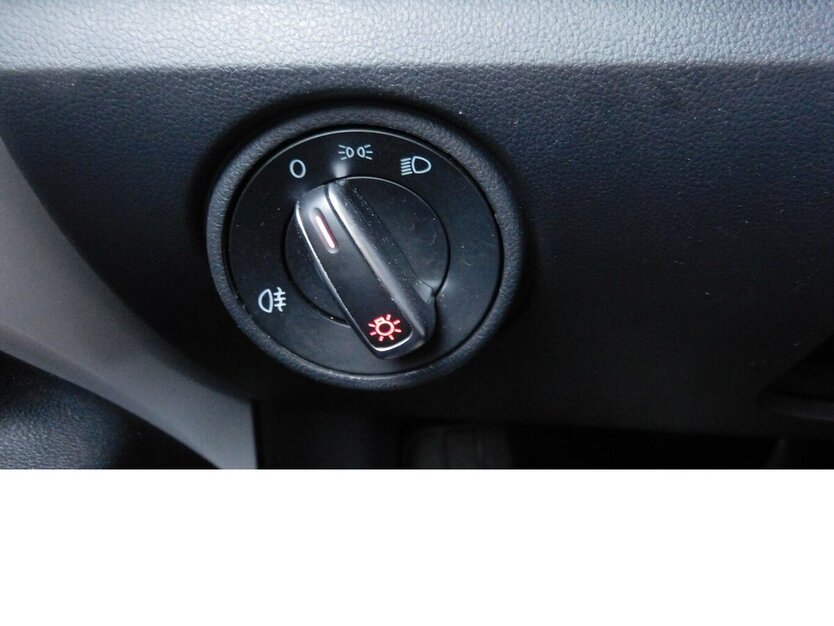 VW up! E-up 1-Gang Move Automatik 4Trg Klima 33.200 km 12.690 € Vordorf 38533