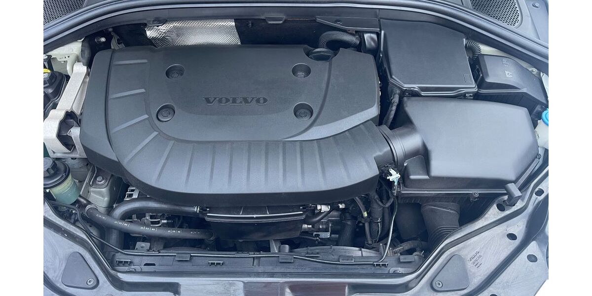 Volvo XC60 185.000 km 22.000 &euro; Nurnberg 90437