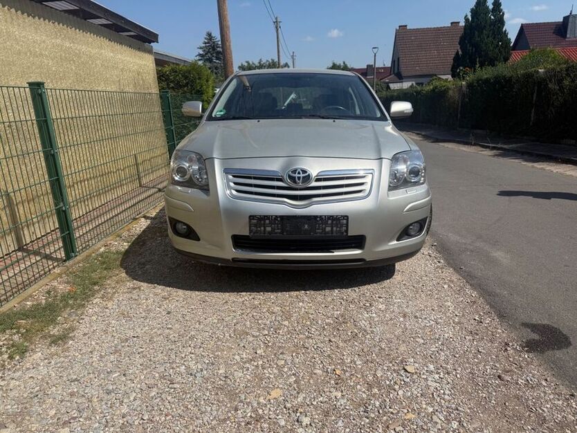 Avensis
