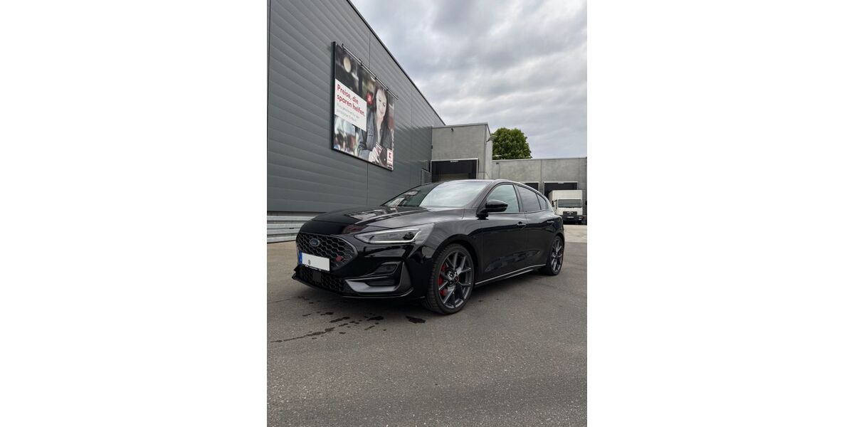 Ford Focus 32.800 km 29.000 &euro; Ditzingen 71254