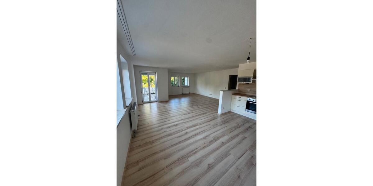 Etagenwohnung Straubing - 2 Zimmer, 71 m&sup2;, 781&euro; | Angebot:26381494