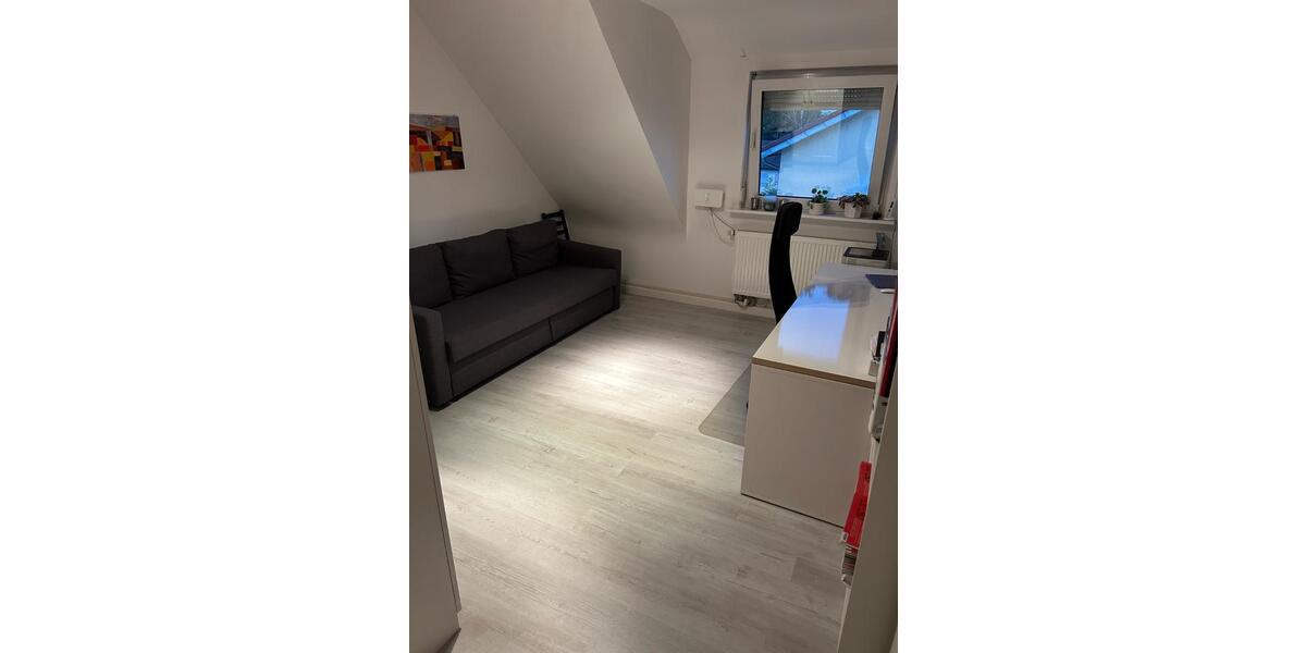 Dachgeschoßwohnung Heilbronn - 3 Zimmer, 63 m&sup2;, 935&euro; | Angebot:24966199