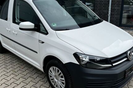 VW Caddy 154.000 km 9.900 &euro; Neuenhaus 49828