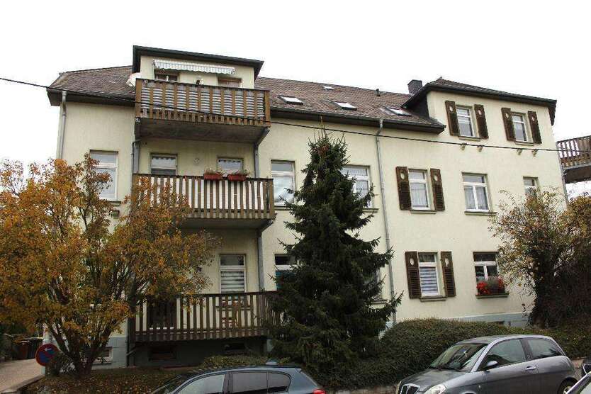 Wohnung zum Mieten in Chemnitz 230 € 43.07 m²