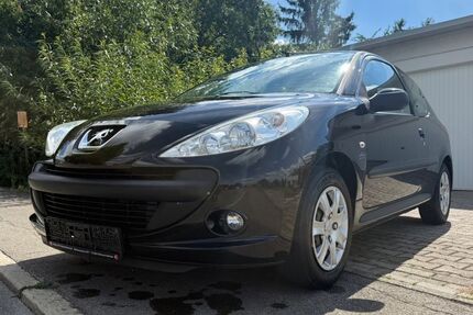 Peugeot 206 151.684 km 2.499 &euro; Ofterdingen 72131