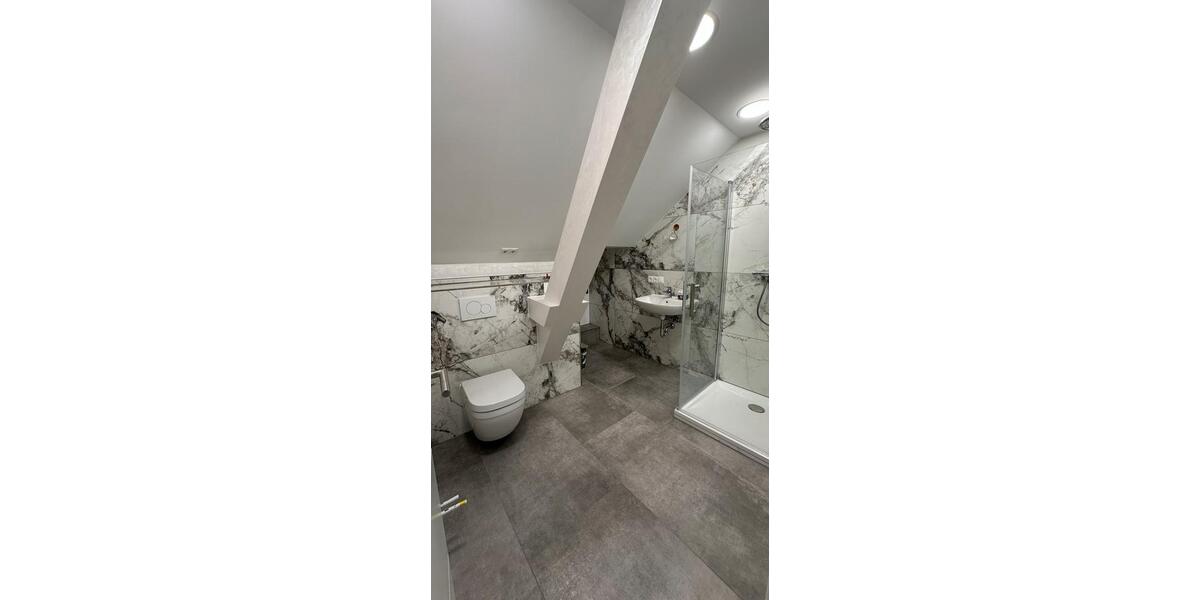 3 Zimmer Dachgeschoss - Wohnung 3 zimmer