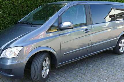 Mercedes-Benz Viano 104.000 km 28.000 &euro; Newel 54309