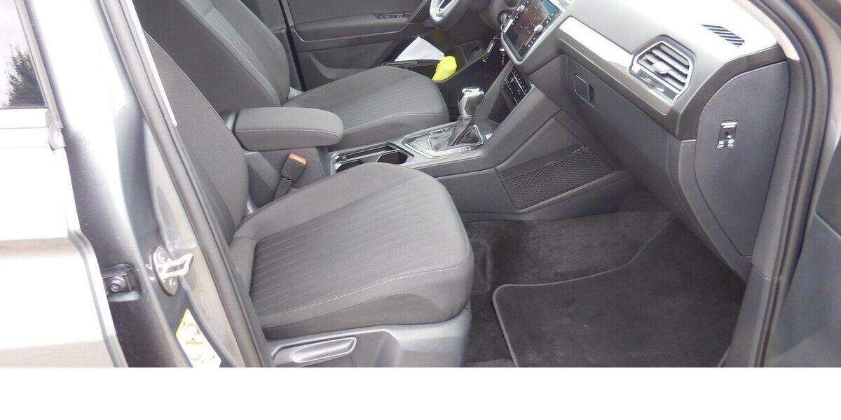 VW Tiguan Allspace 1.5 TSI Life 7 Sitze Navi DSG 31.900 km 28.690 &euro; Vordorf 38533