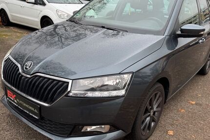 Skoda Fabia 101.200 km 11.990 &euro; München 81243