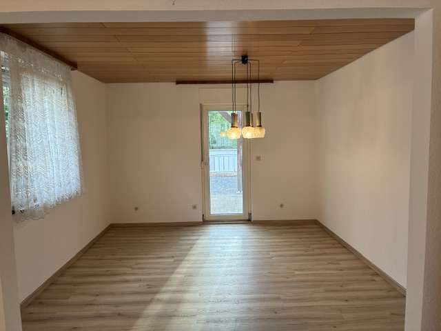 Einfamilienhaus Rutesheim - 4 Zimmer, 85 m&sup2;, 850&euro; | Angebot:27296037