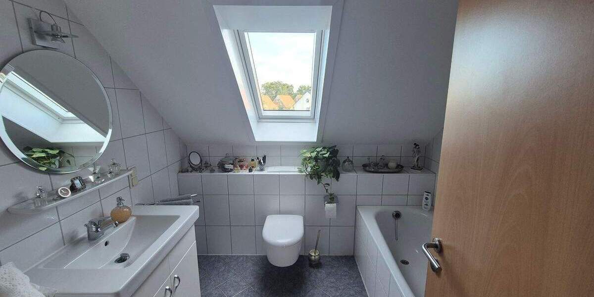 Etagenwohnung Neubrandenburg Tannenkrug - 3 Zimmer, 71 m&sup2;, 167.000&euro; | Angebot:26292895