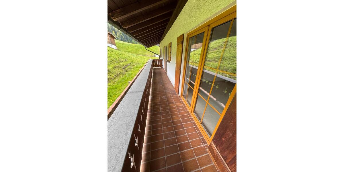 Etagenwohnung Bischofswiesen - 4 Zimmer, 100 m&sup2;, 1.500&euro; | Angebot:25171647