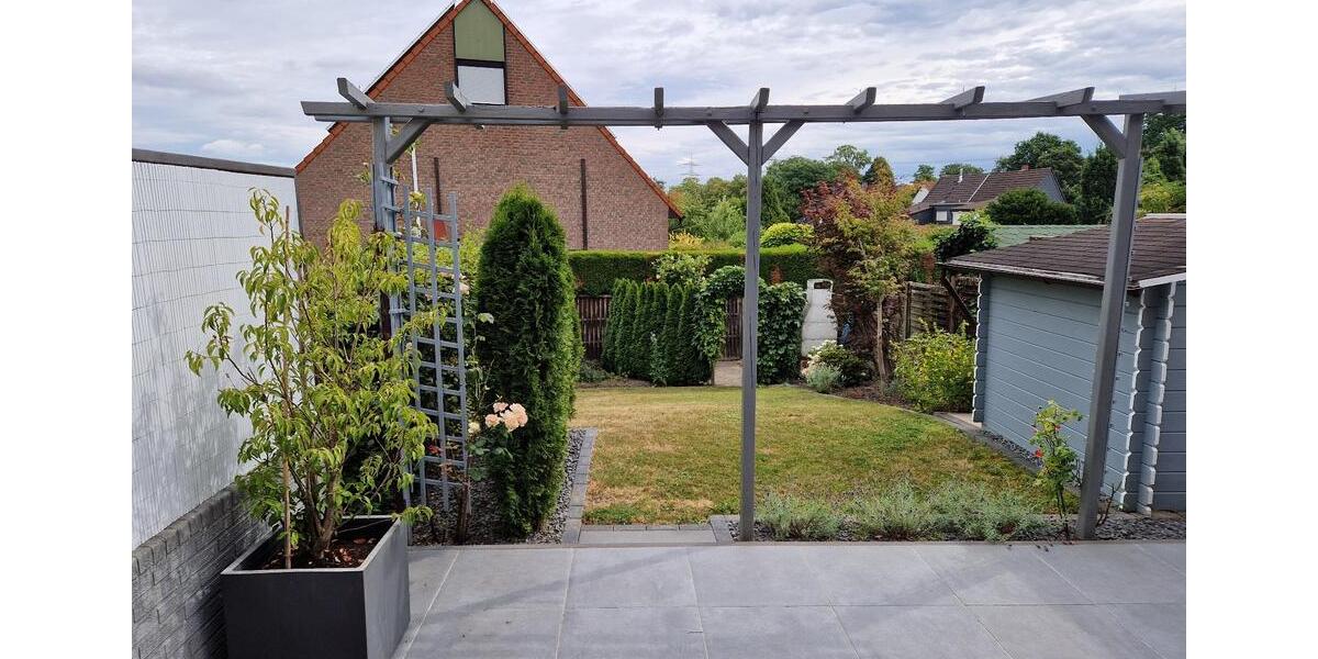 Reihenhaus Essen Stadtbezirk VII - 3.5 Zimmer, 94 m&sup2;, 390.000&euro; | Angebot:27121366