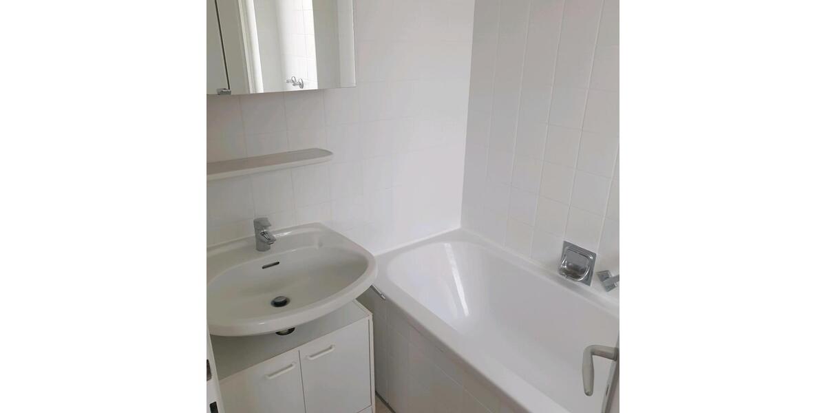 Etagenwohnung Freilassing - 2.5 Zimmer, 57 m&sup2;, 219.000&euro; | Angebot:26402340