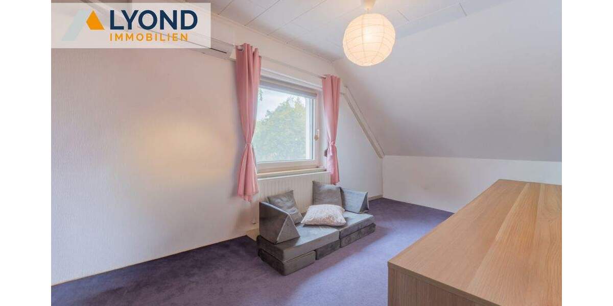 Zweifamilienhaus saniert zwischen Leipzig - Halle, mit Pool und Garten - modern & energieeffizient 7 zimmer