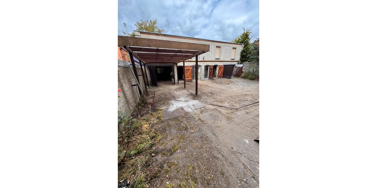 Mehrfamilienhaus, Wohnhaus Tangerhütte - 8 Zimmer, 220 m&sup2;, 151.000&euro; | Angebot:26974208