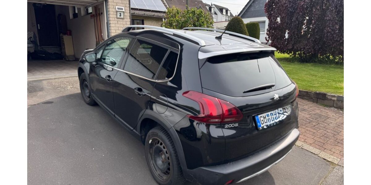 Peugeot 2008 82.357 km 6.400 &euro; Wiehl 51674