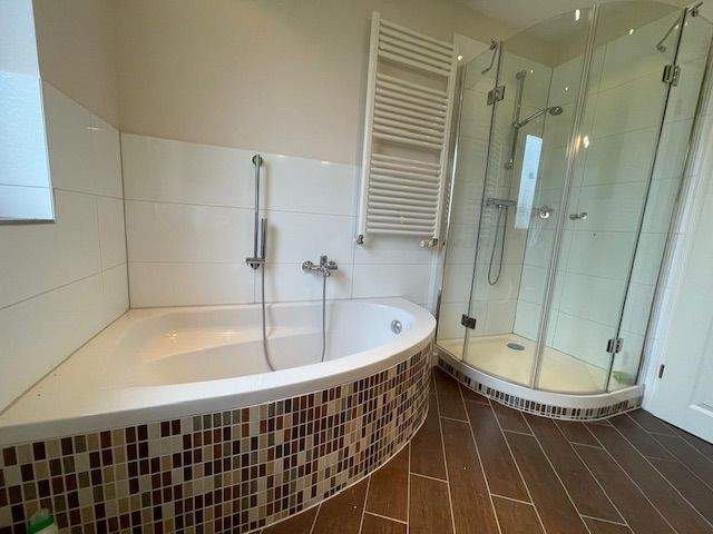 Einfamilienhaus Dätgen - 8 Zimmer, 213 m&sup2;, 590.000&euro; | Angebot:25742207