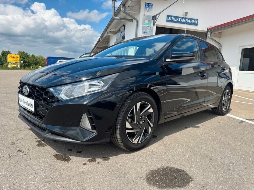 i20