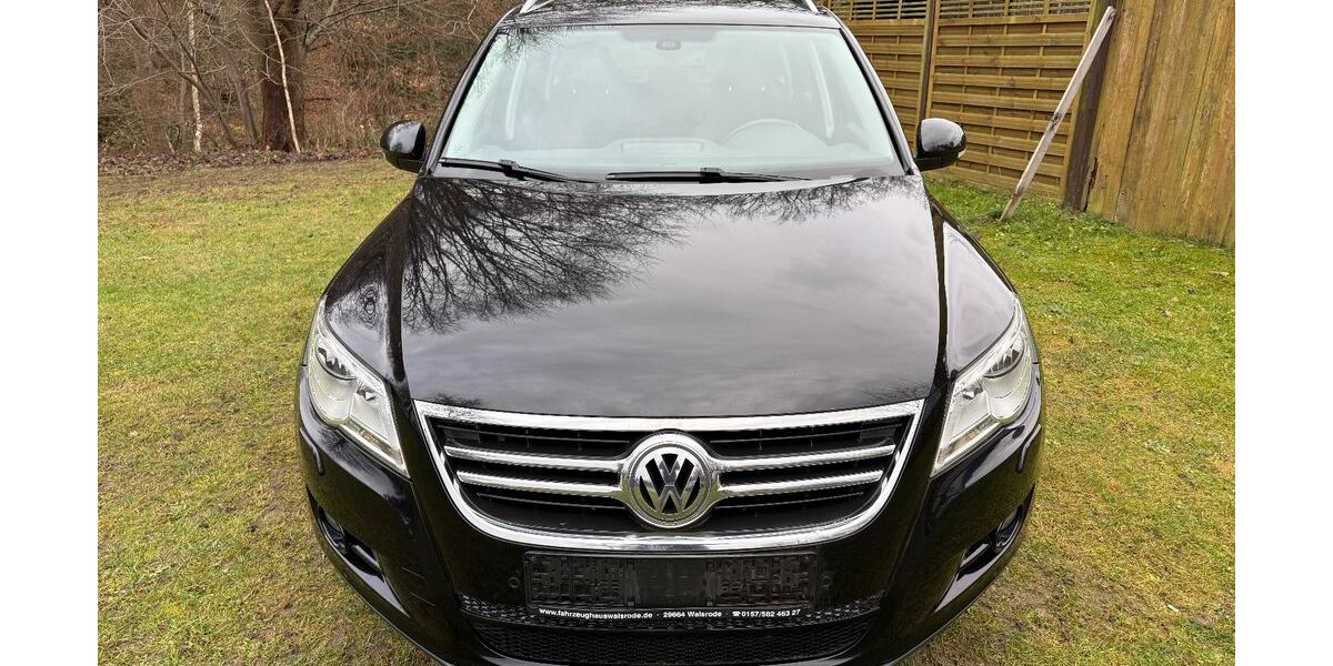 VW Tiguan 182.778 km 7.599 &euro; Bad Fallingbostel 29683