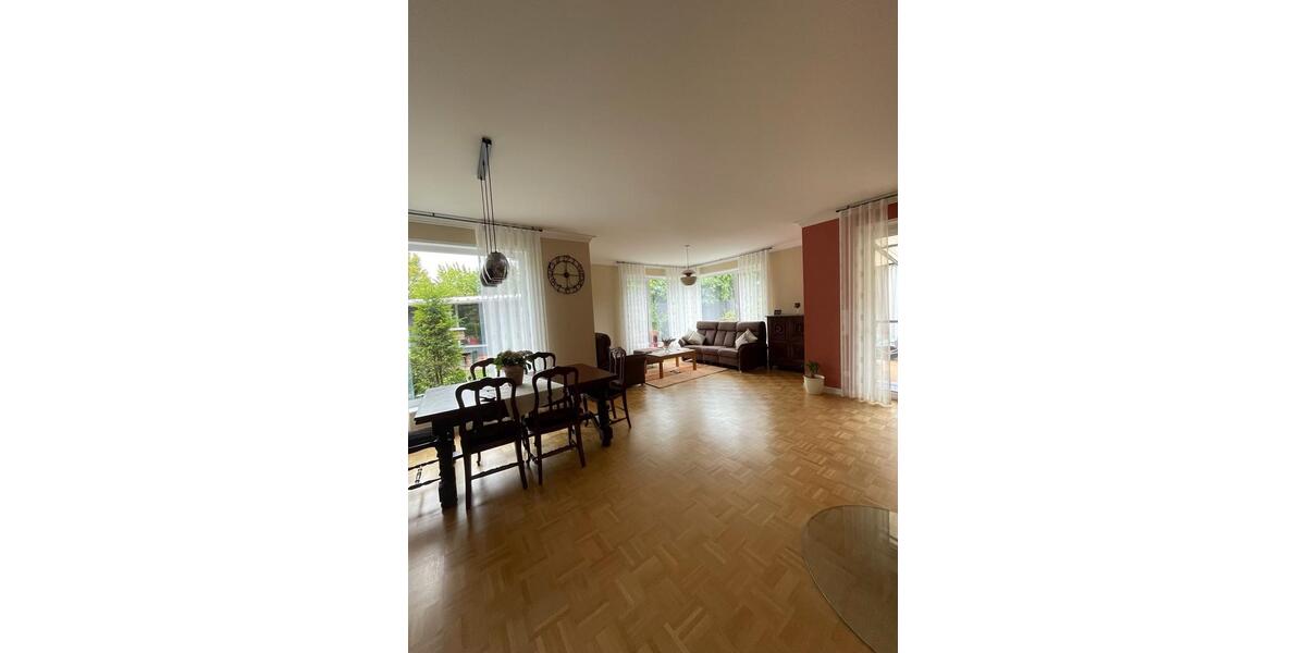 Einfamilienhaus Vechta - 6 Zimmer, 220 m&sup2;, 775.000&euro; | Angebot:27118394