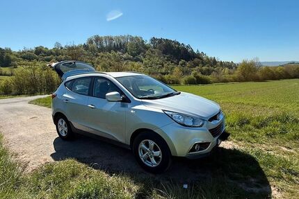 Hyundai TUCSON 108.000 km 7.800 &euro; Ammerbuch 72119
