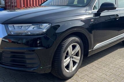 Audi Q7 165.000 km 16.995 &euro; Gronau 48599