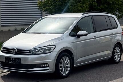 VW Touran 102.900 km 16.799 &euro; Baienfurt 88255