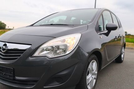 Opel Meriva 132.000 km 3.990 &euro; Blender 27337